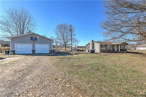 Photo of 2135 Lacy Drive, Fayetteville, AR 72701 (MLS # 1266746)