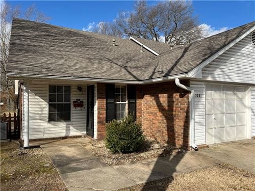Photo of 322 S 11th Place, Rogers, AR 72756 (MLS # 1267768)